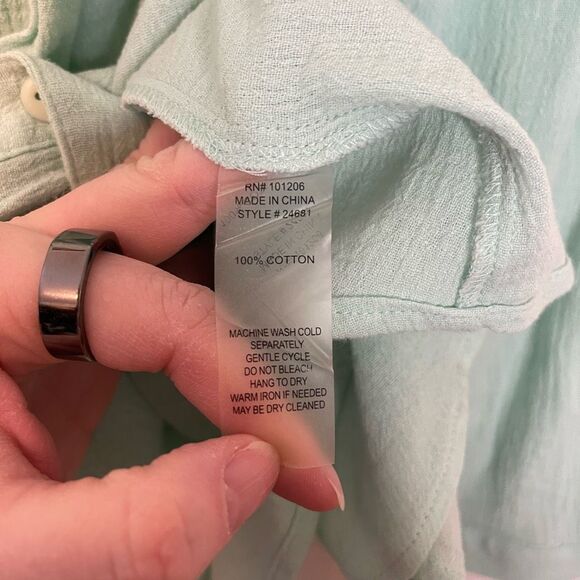 Soft Surroundings Glam Gauze Embroidered Pintuck Pleat Blouse Size Medium - Picture 4 of 7